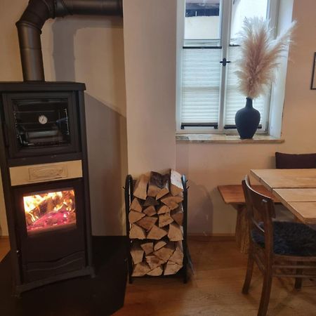 Schoene Ferienwohnung Mit Kamin Neustadt an der Weinstraße Extérieur photo