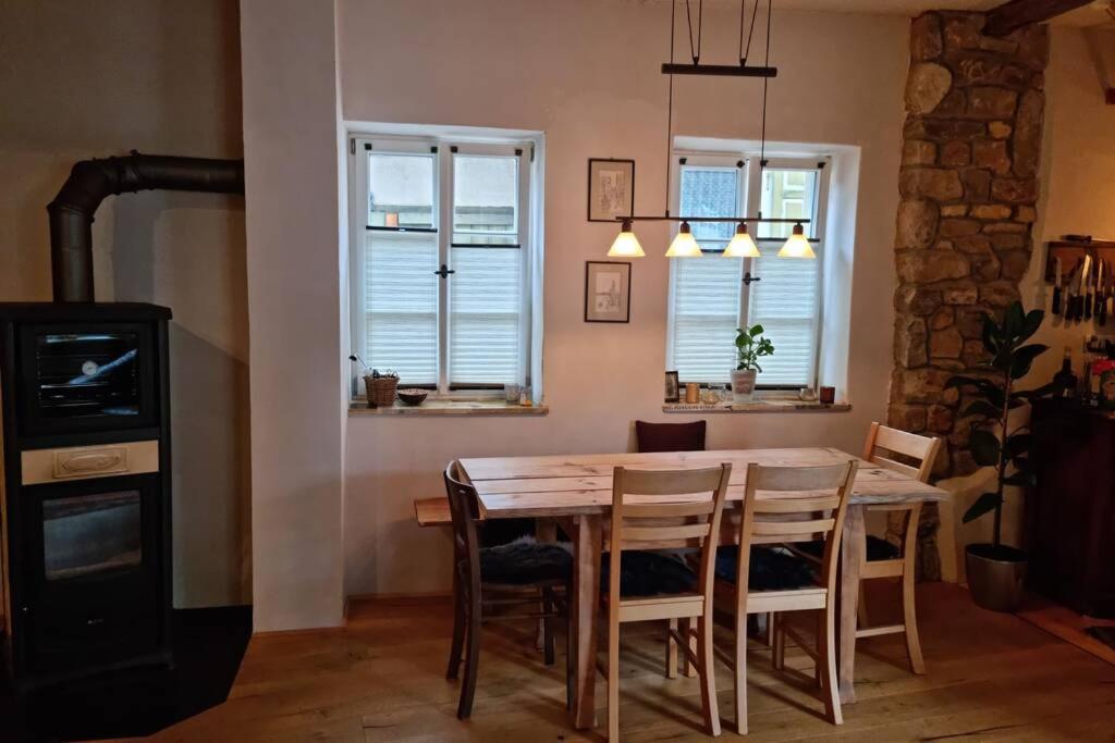 Schoene Ferienwohnung Mit Kamin Neustadt an der Weinstraße Extérieur photo